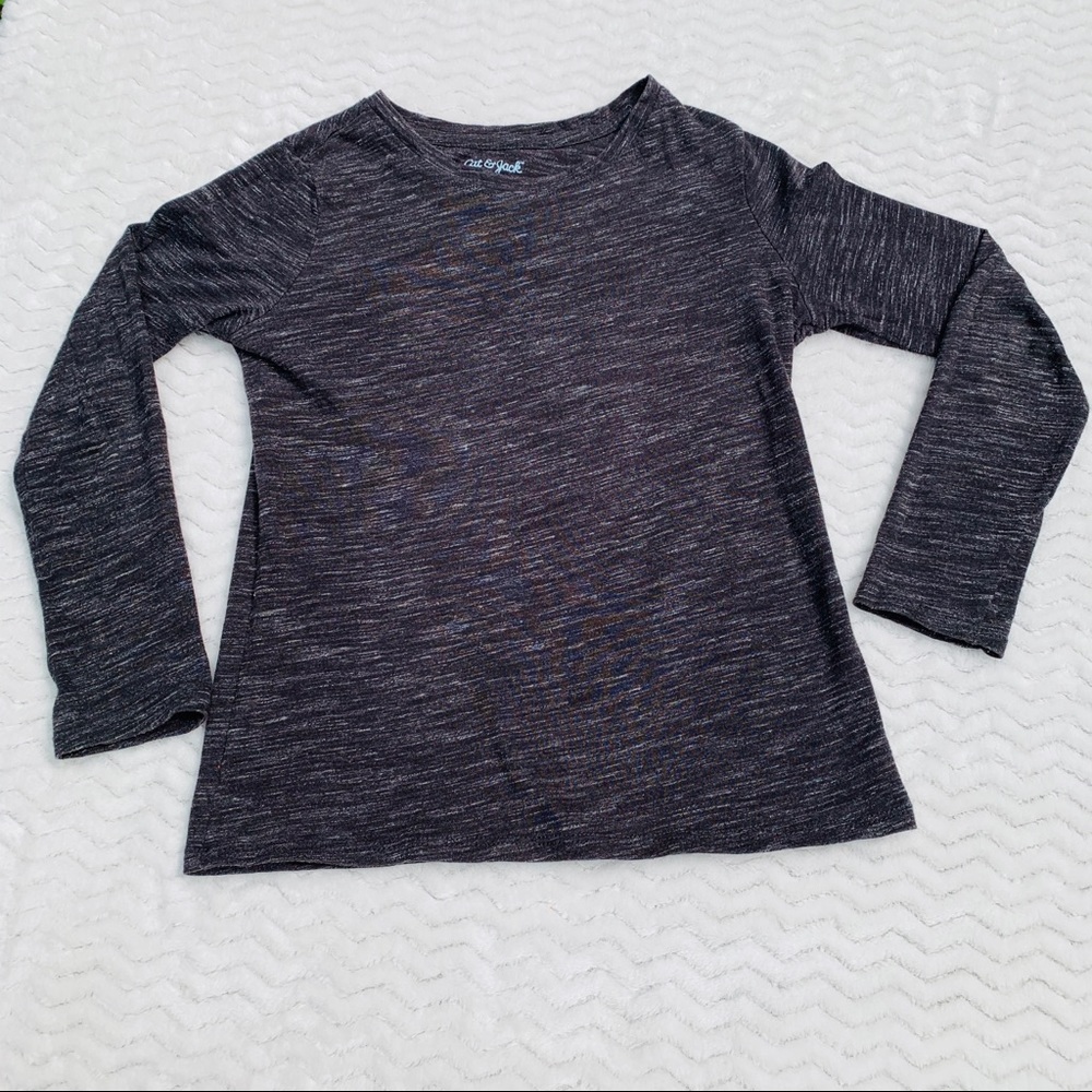 Boy’s lomg sleeve black shirt